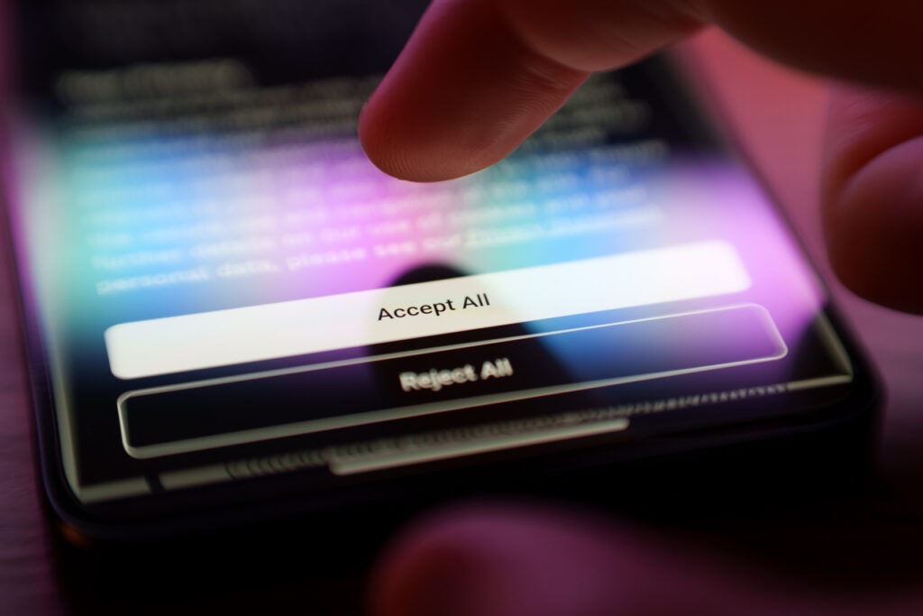 Cookies einer Internet-Seite. Akzeptieren oder Ablehnen mit Cookies Politik. Sicherheit im Internet und Datenschutz